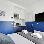 Serene Cocoon For 2P With Ac - Near Montmartre